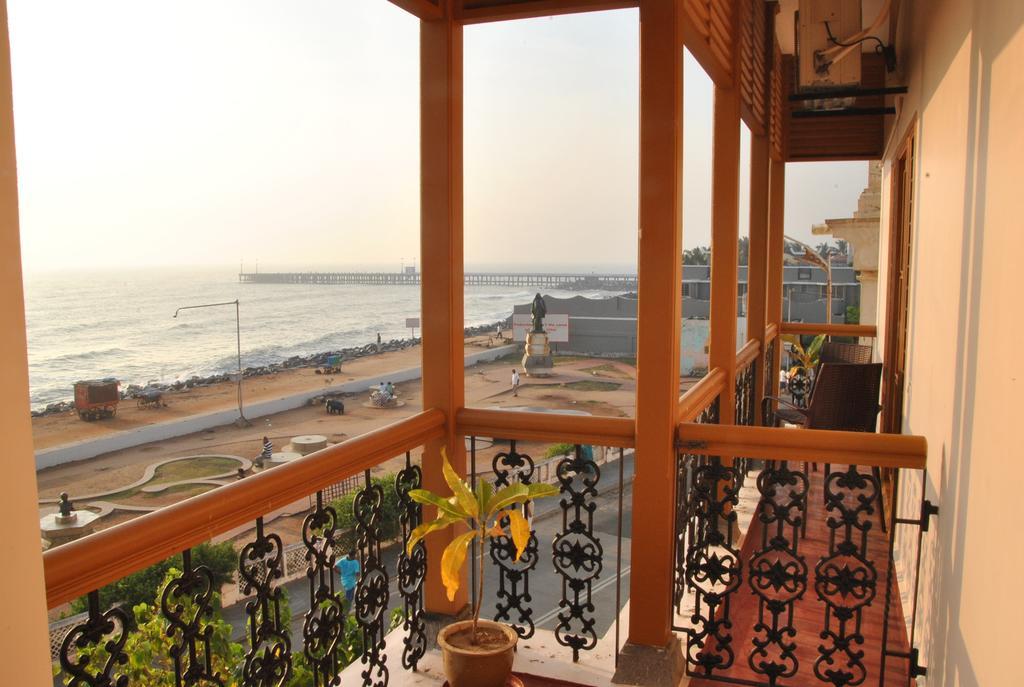 Hotel Cours Chabrol Puducherry Exterior foto
