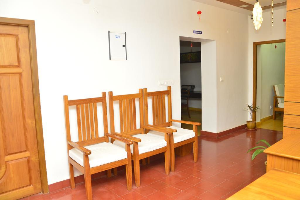 Hotel Cours Chabrol Puducherry Exterior foto