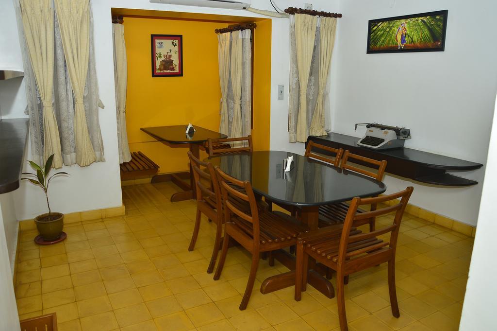 Hotel Cours Chabrol Puducherry Exterior foto